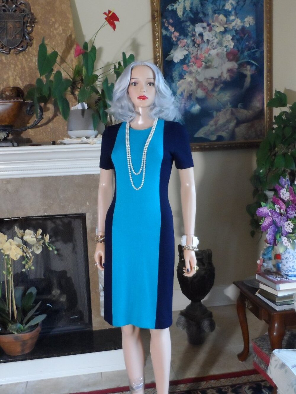 New St. John Collection Blue Colorblock Wool Knit Sheath Dress Size 0